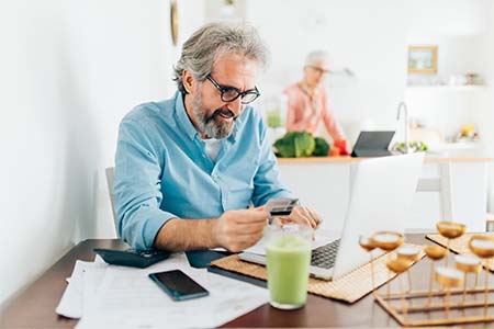 Quelle assurance de prêt choisir pour les seniors ?